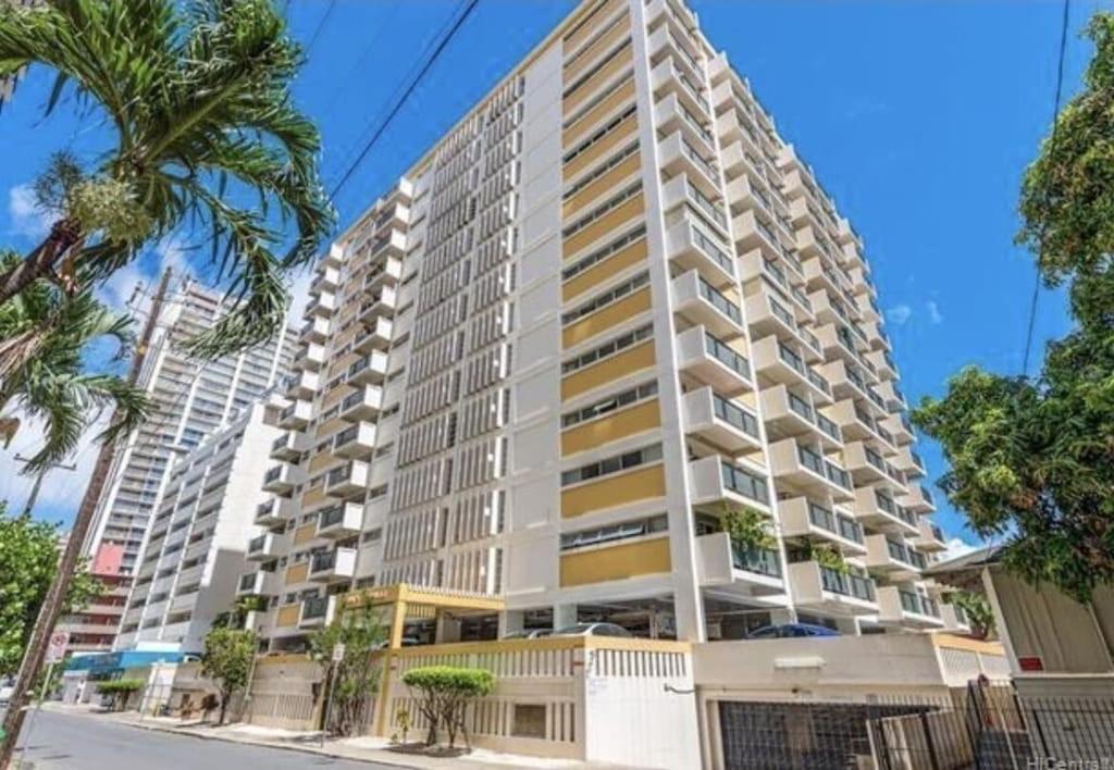 Waikiki Condo 2 Bedrooms 2 Bathrooms With 1 Free Parking Space Honolulu Dış mekan fotoğraf