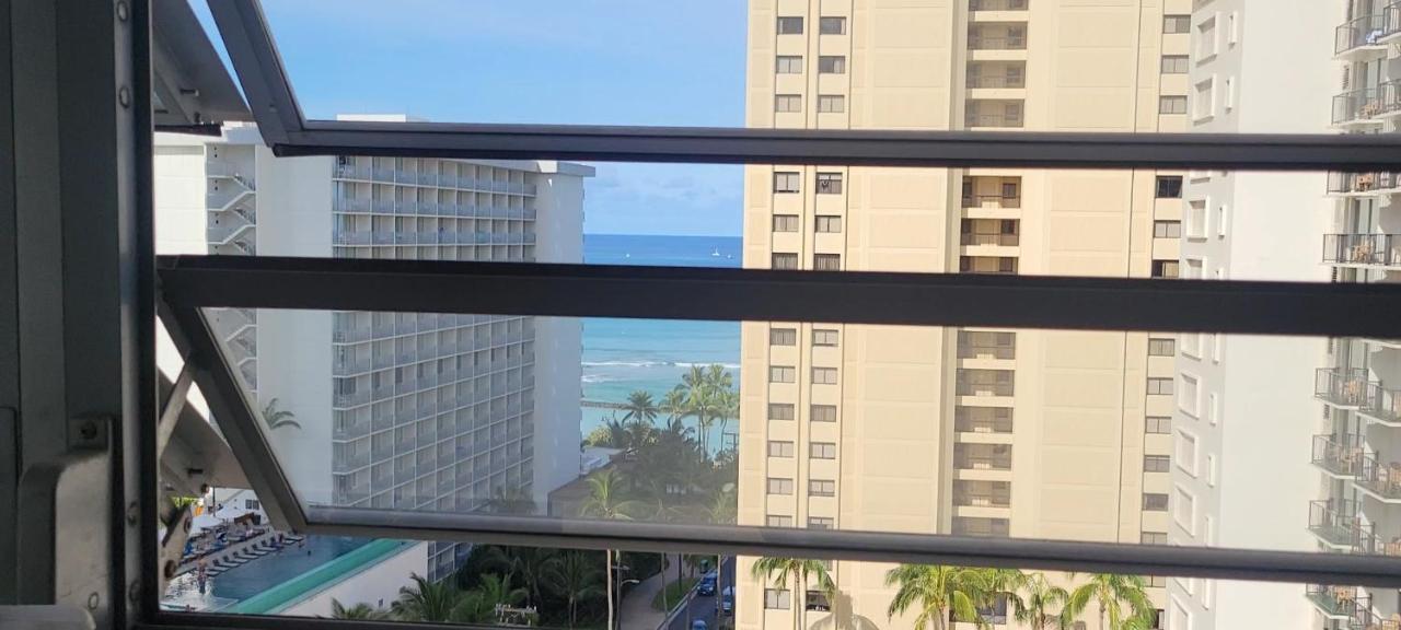 Waikiki Condo 2 Bedrooms 2 Bathrooms With 1 Free Parking Space Honolulu Dış mekan fotoğraf